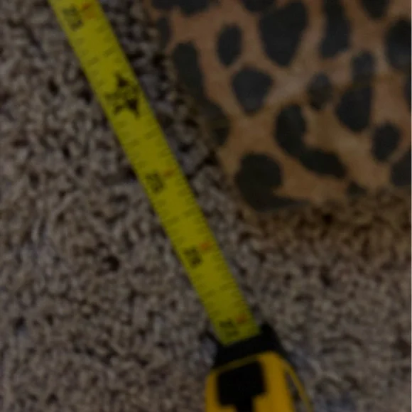 Gap Leopard Print Barrel Jeans - Picture 4 of 5